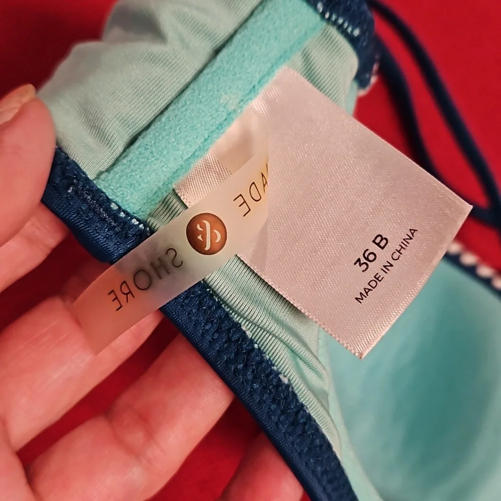 Shade and Shore teal green white stitched detail racetrack underwire 36B EUC